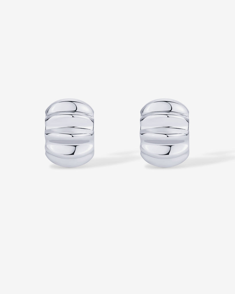Chunky Weightless Hoop Huggies   