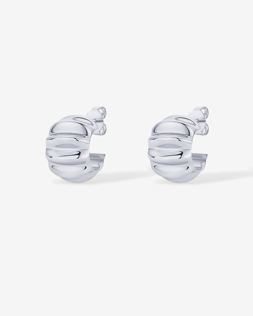 Chunky Weightless Hoop Huggies   