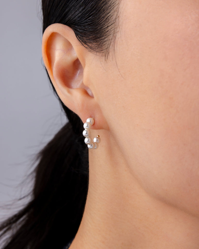 Timeless Pearl Hoops #Variant_Yellow Gold  
