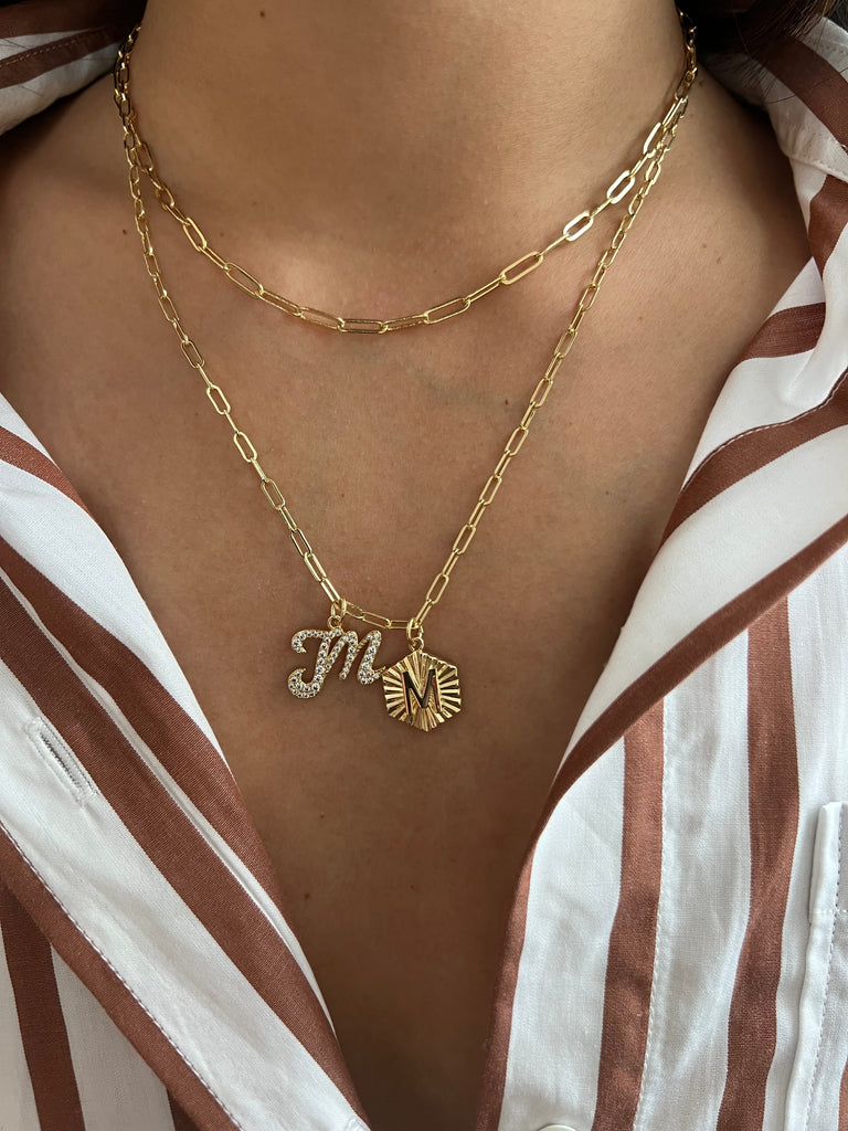 Initial Layered Pendant 2406-N01_White Gold_Q  