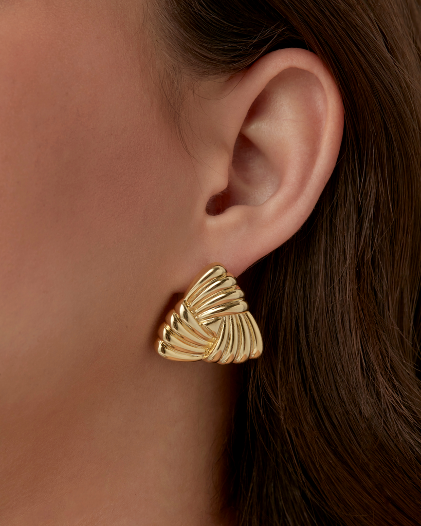 Vintage Triangle Knot Earrings 2406-E01_White Gold  