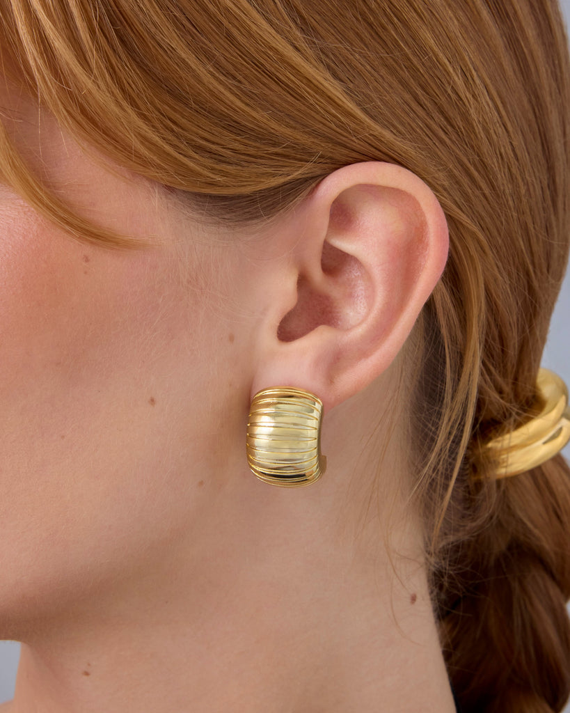 Chunky Ribbed Hoop Earrings #Variant_Yellow Gold  