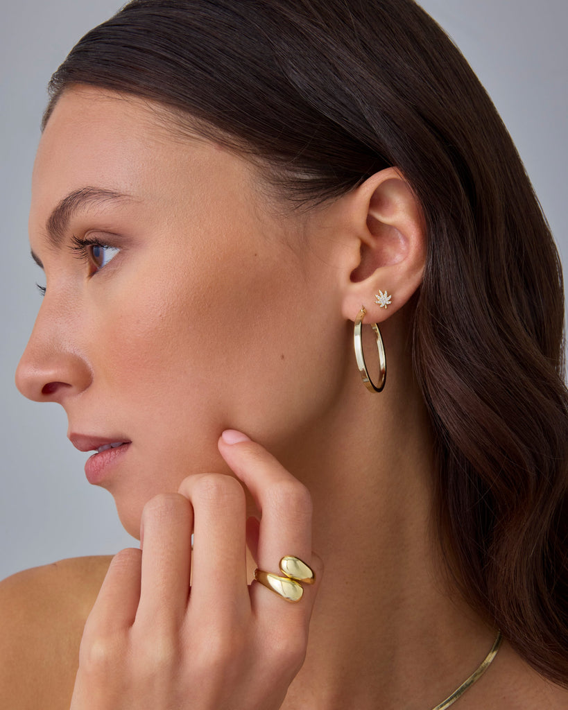Blaze Studs #Variant_Yellow Gold  