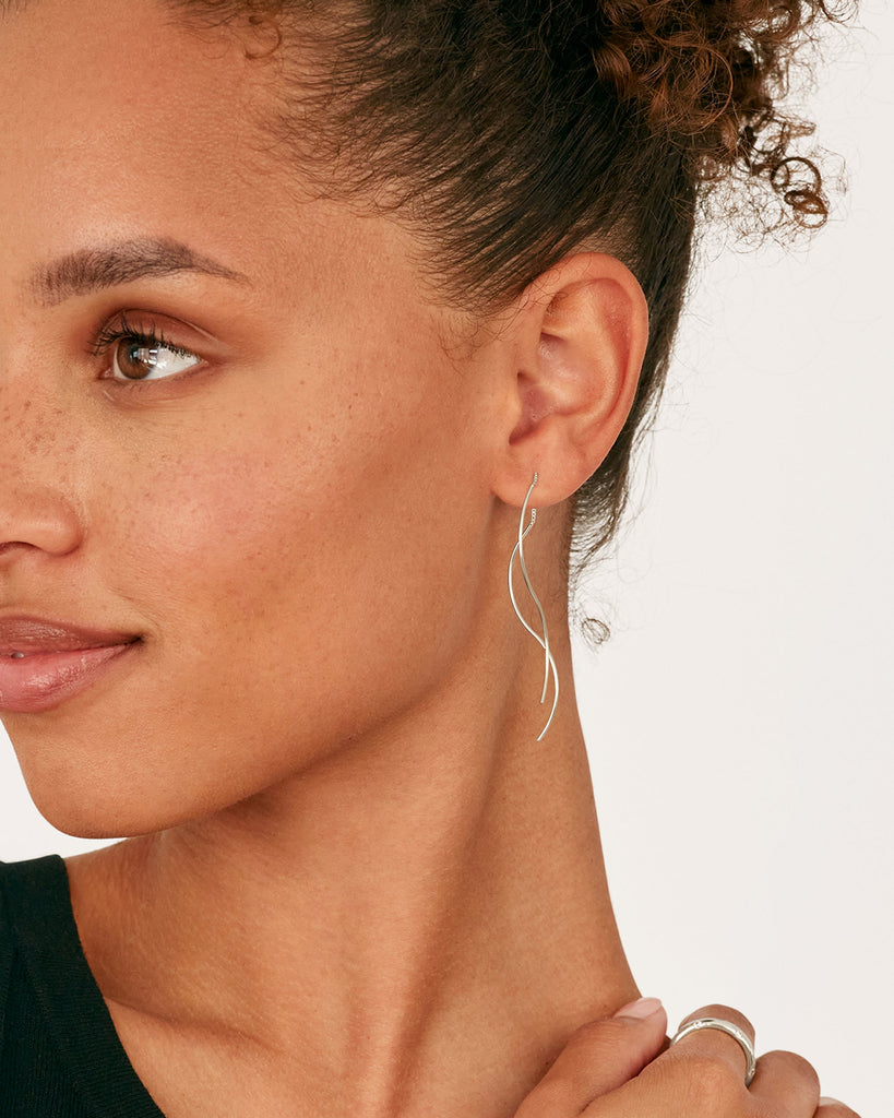 Twist Wavy Threader #Variant_White Gold Earrings 