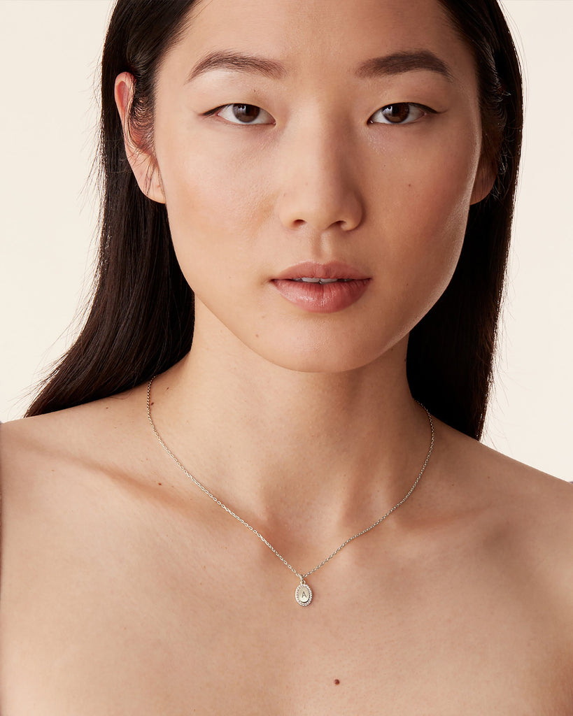 Oval Cubic Zirconia Pendant Necklace #Variant_White Gold  Necklace 