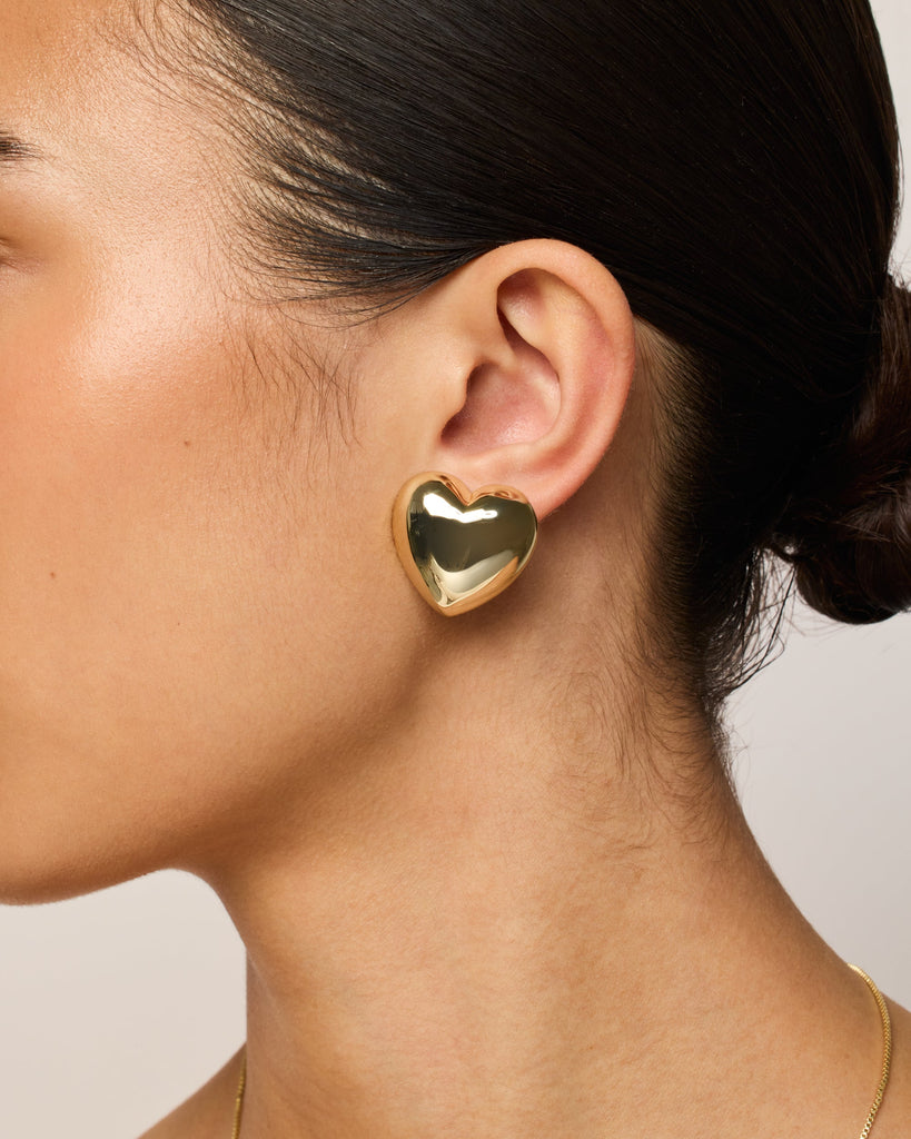 Oversized Heart Stud #Variant_Yellow Gold  