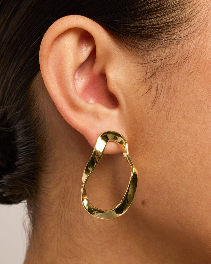 Wavy Statement Drop Hoop #Variant_Yellow Gold  