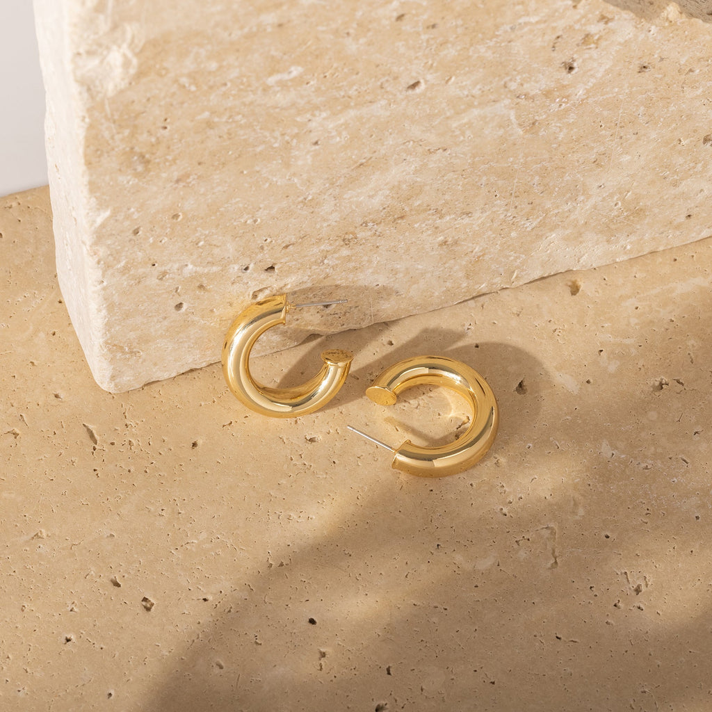 Chunky Open Hoops (6.5mm) Yellow Gold Earring 